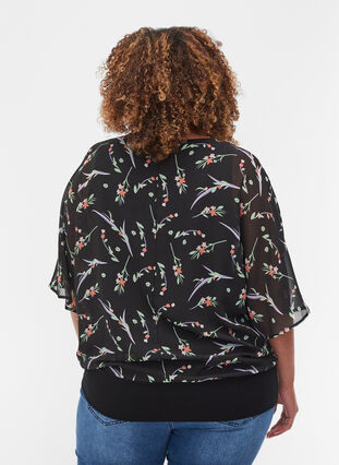 Top with floral print and 3/4-length sleeves, Black AOP, Model image number 1