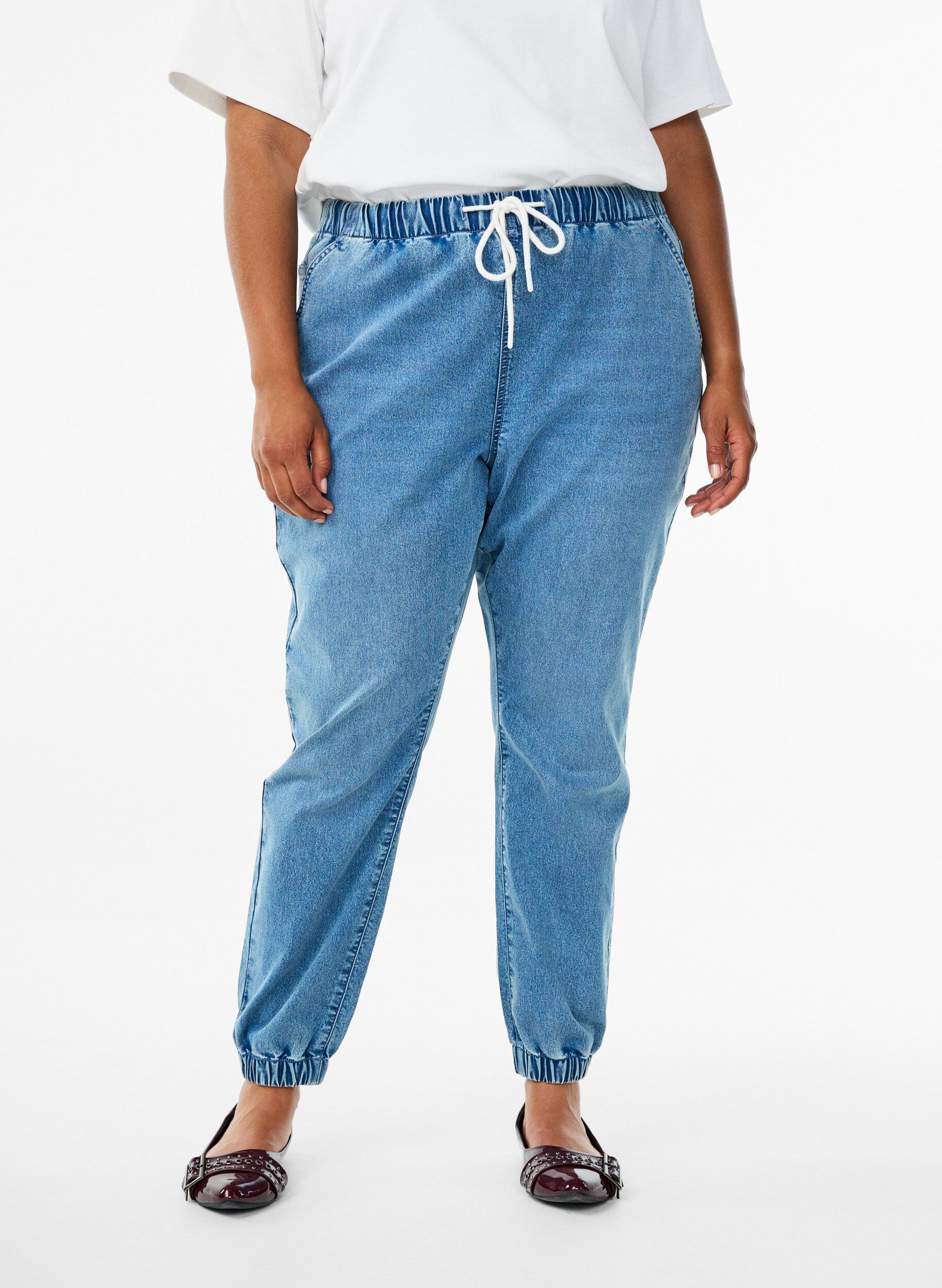 Zizzifashion Denim joggers with pockets, Light Blue, Model image number 3