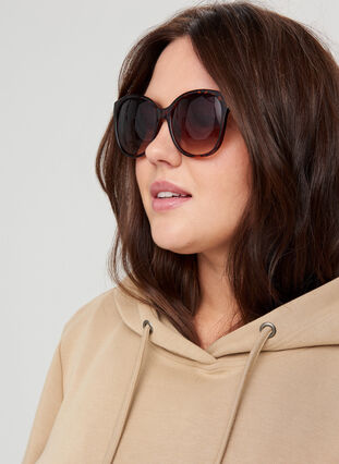 Patterned sunglasses, Brown, Model image number 0