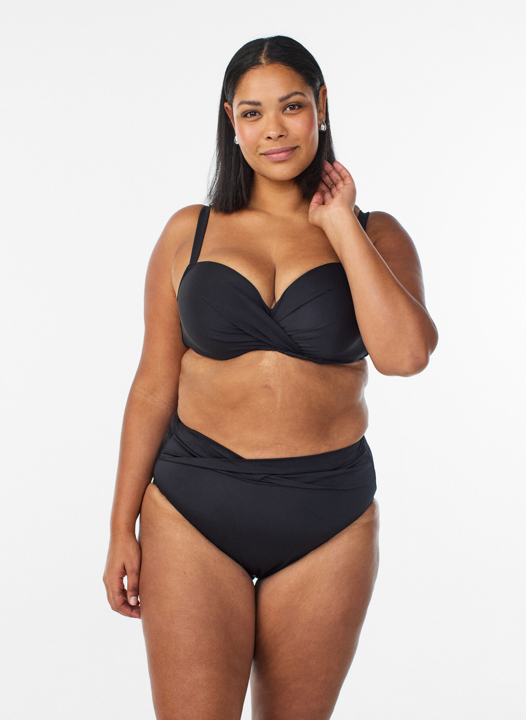 Bikini briefs with wrap detail, Black, Model