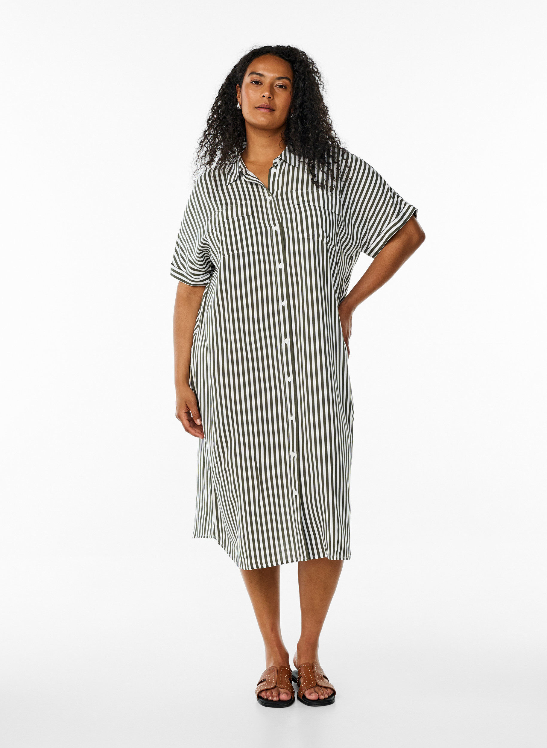 Zizzifashion FLASH - Long shirt dress with short sleeves, Green, Model image number 1