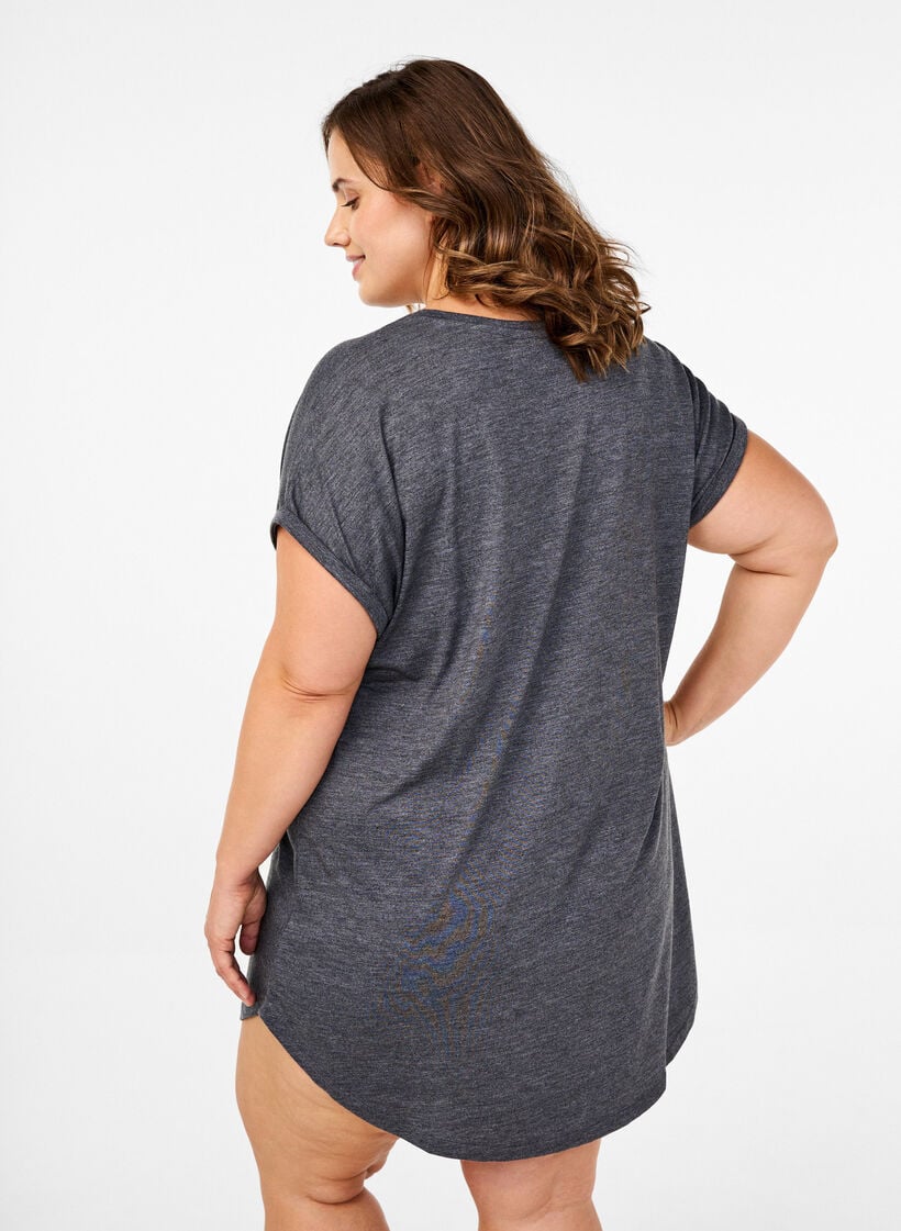 Short sleeve nightgown with text print, , Model image number 2