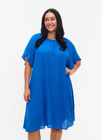 Viscose dress with short sleeves, Victoria blue, Model