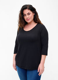 Basic cotton t-shirt with 3/4 sleeves, Black, Model