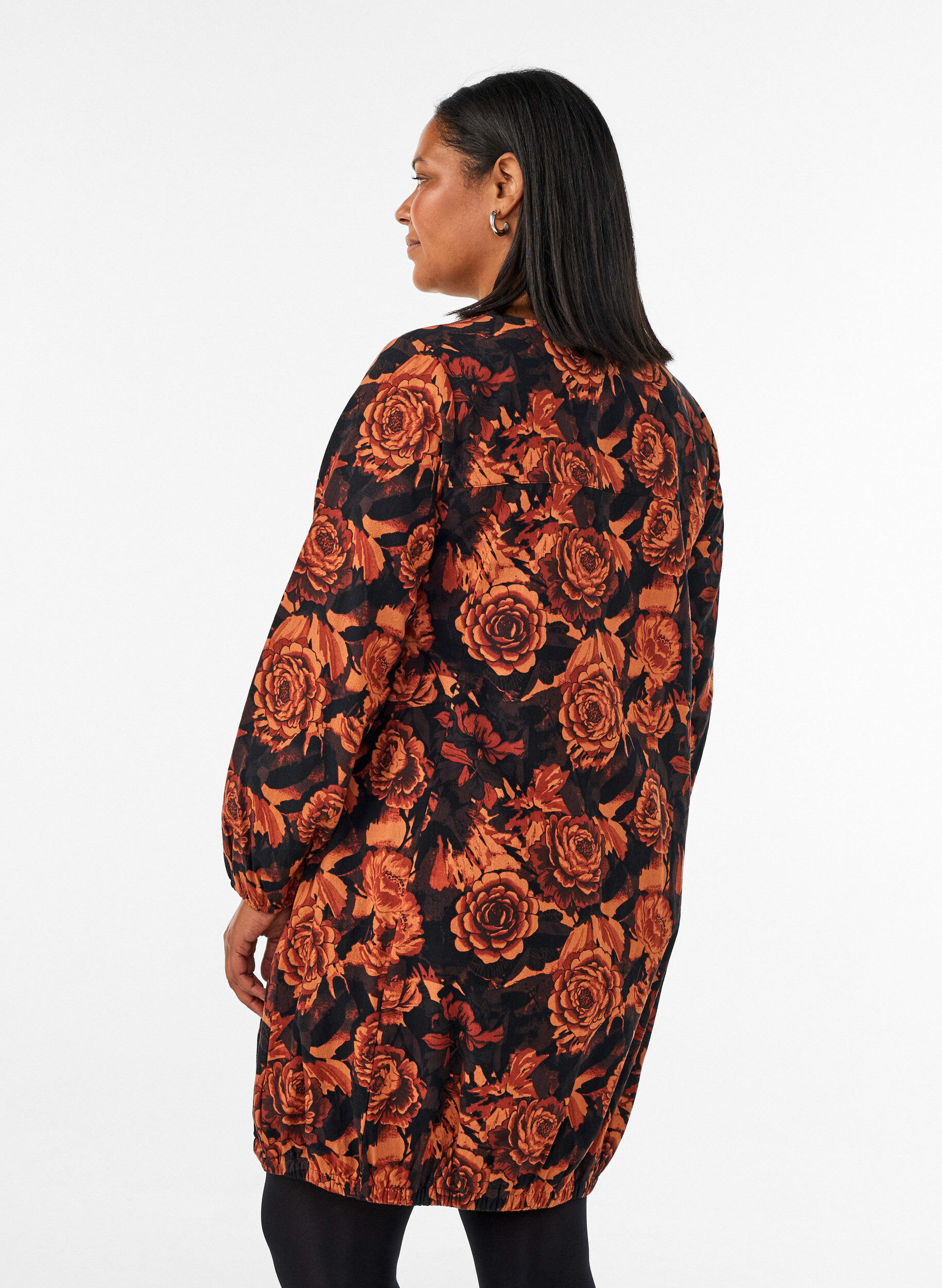 ZizzifashionShort cotton dress with an elasticated hem and long sleeves, Black, Model image number 2