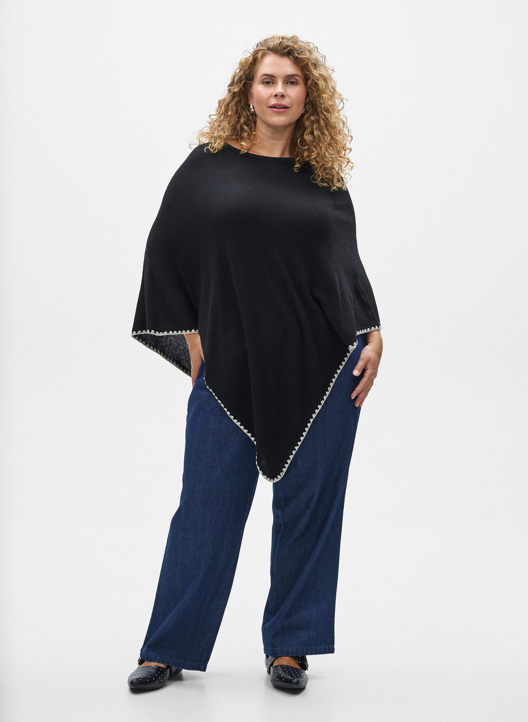 ZizzifashionFine-knit poncho, Black, Model image number 1