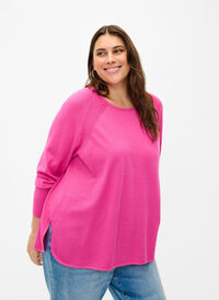 Knitted blouse with Raglan sleeves, Raspberry Rose Mel., Model