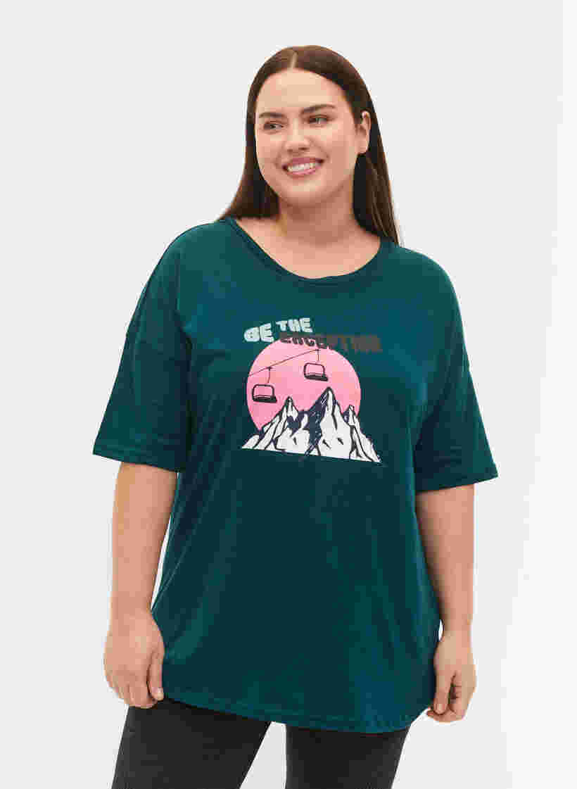 Printed cotton t-shirt, Deep Teal/Sea Pink, Model