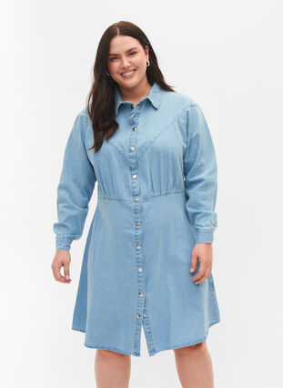 Denim dress with buttons and long sleeves, Light blue denim, Model image number 0