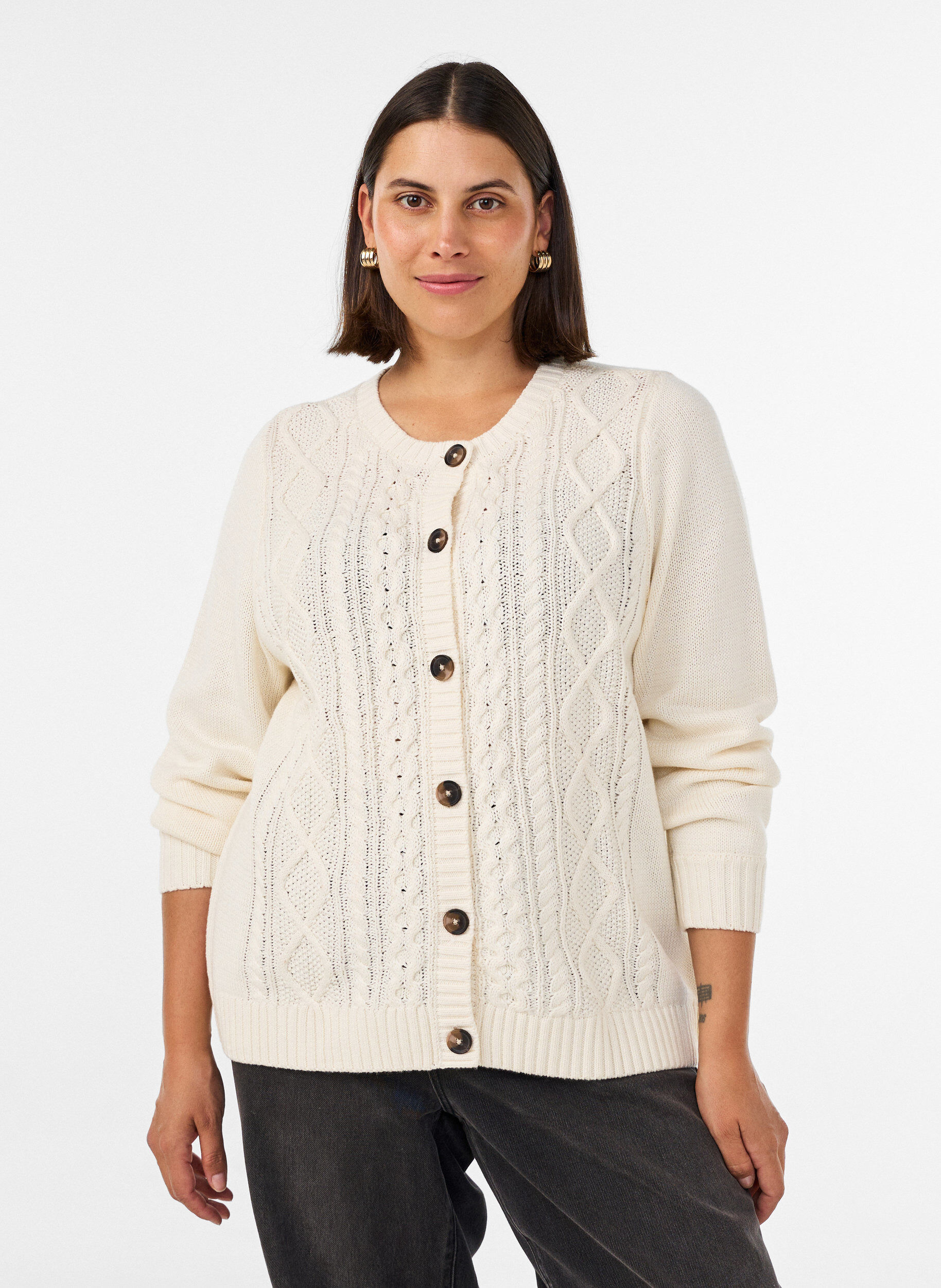 Cardigan with cable-knit pattern, Vanilla, Model