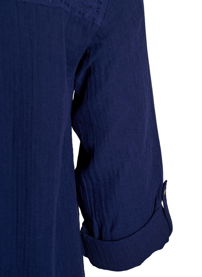 Blouse in cotton muslin with broderie anglaise, Blue, Packshot image number 3