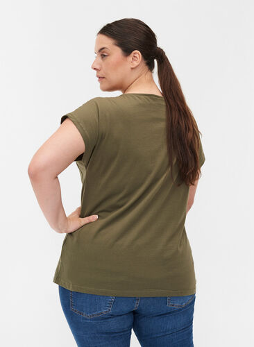 Organic cotton t-shirt with breast pocket, Ivy Green, Model image number 1