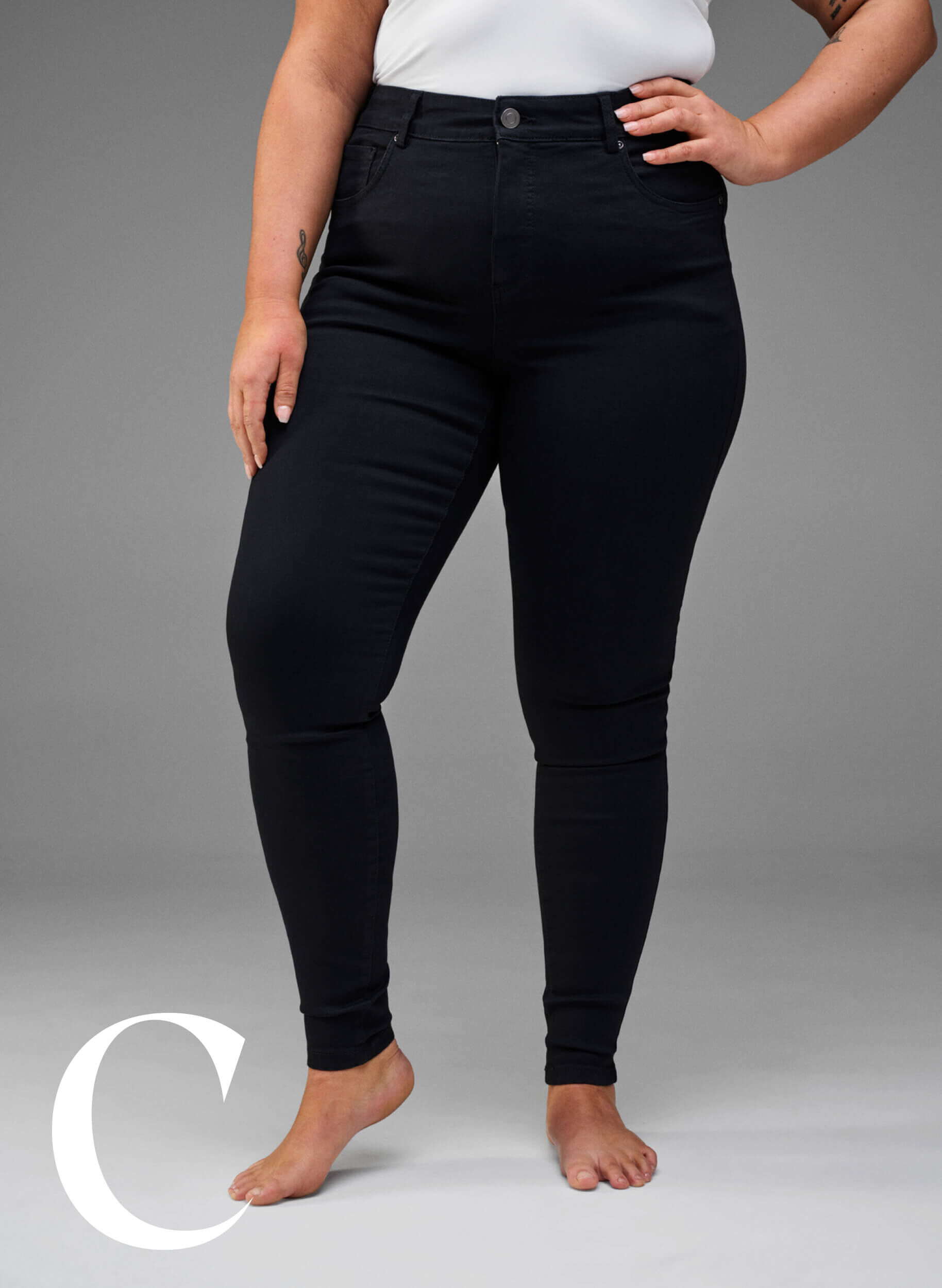 Zizzifashion Super slim jeans with high waist, Black, Model image number 6