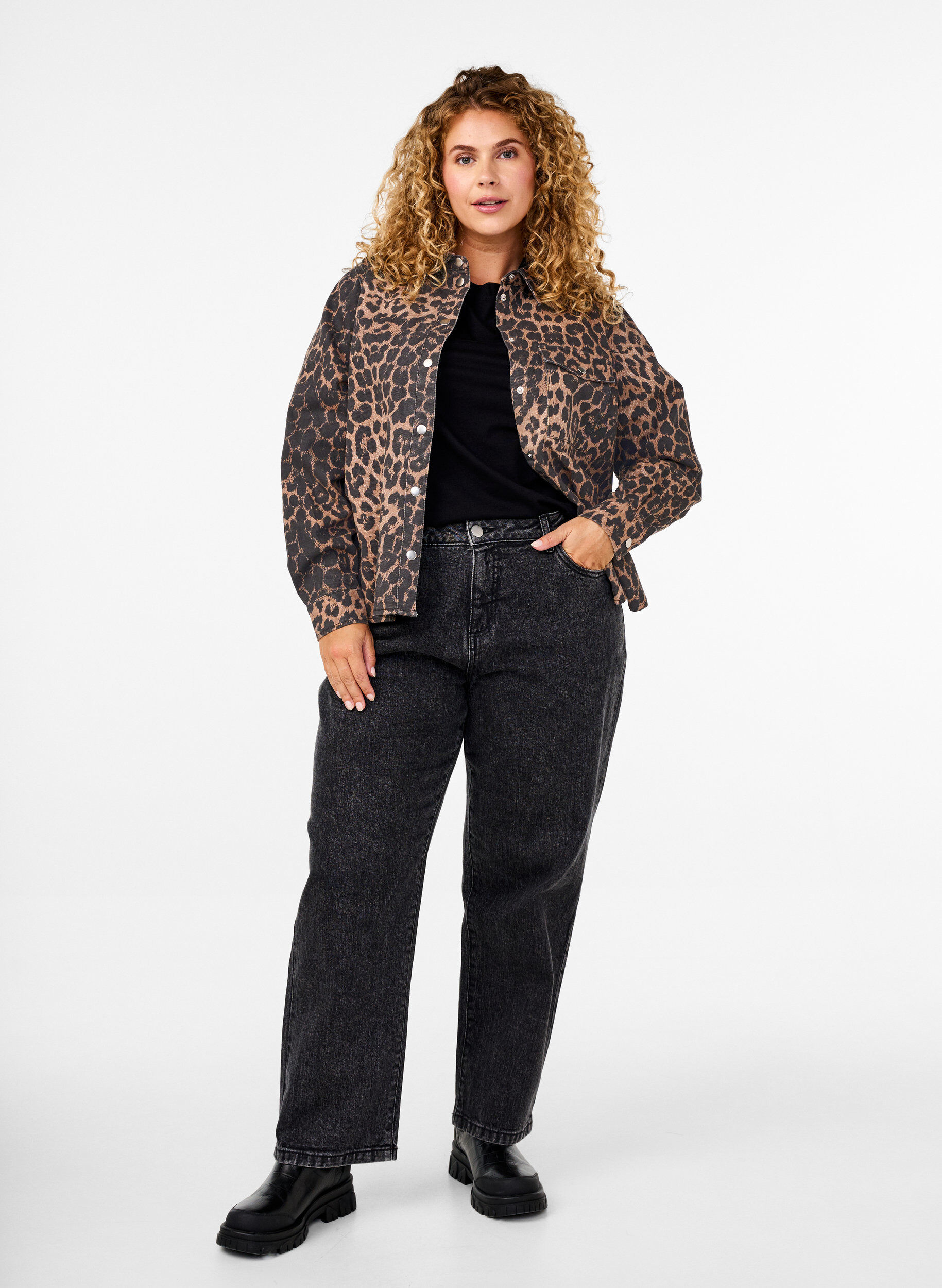 Zizzifashion Canvas jacket with leopard print, Leo AOP, Model image number 2