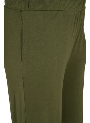 Cropped pyjama bottoms in viscose, Ivy Green, Packshot image number 2