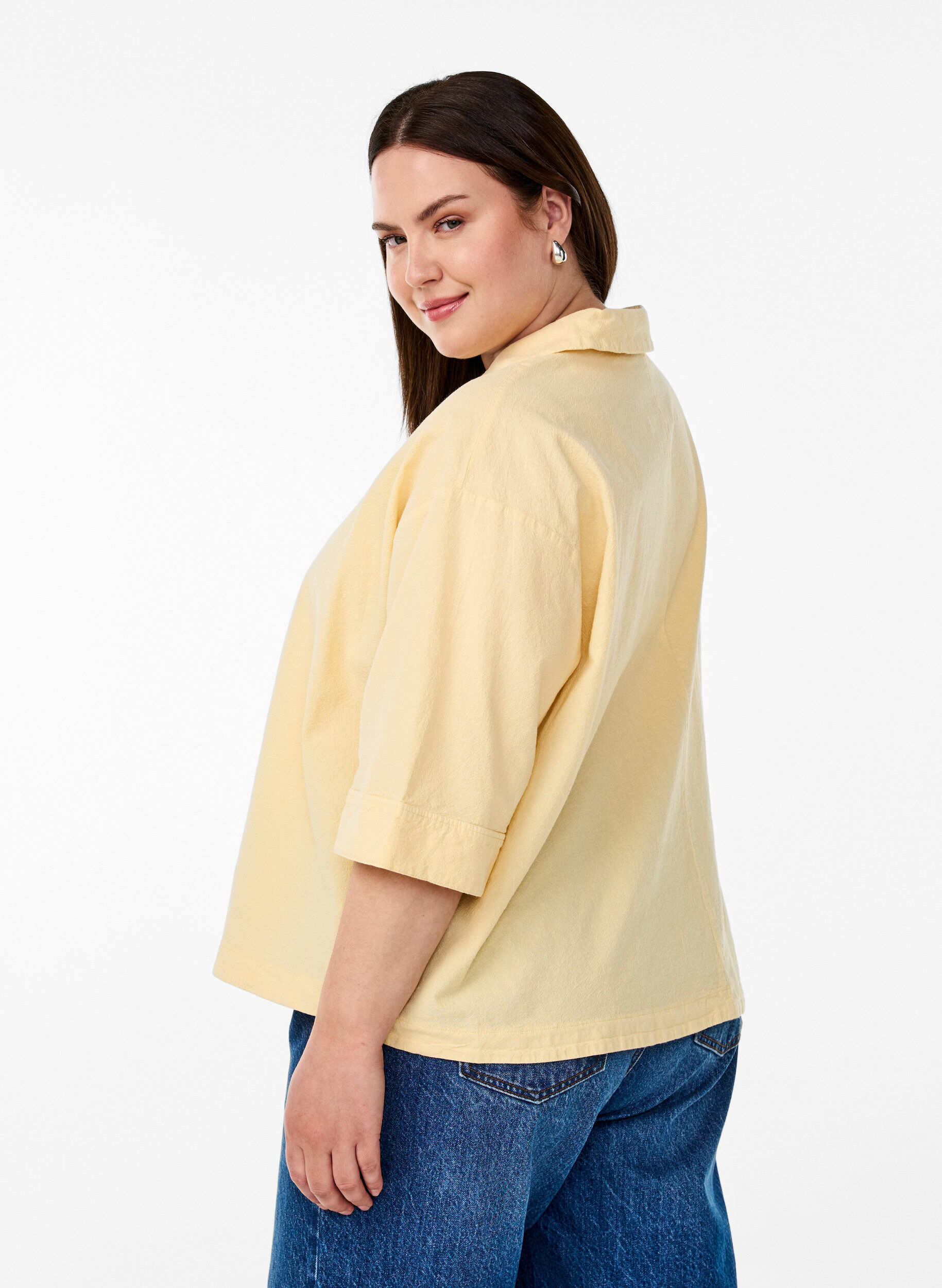 Zizzifashion Loose blouse with collar and 1/2 sleeves, Yellow, Model image number 2