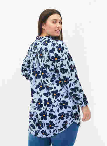 Long-sleeved tunica with ruffle collar, Flower AOP, Model image number 1