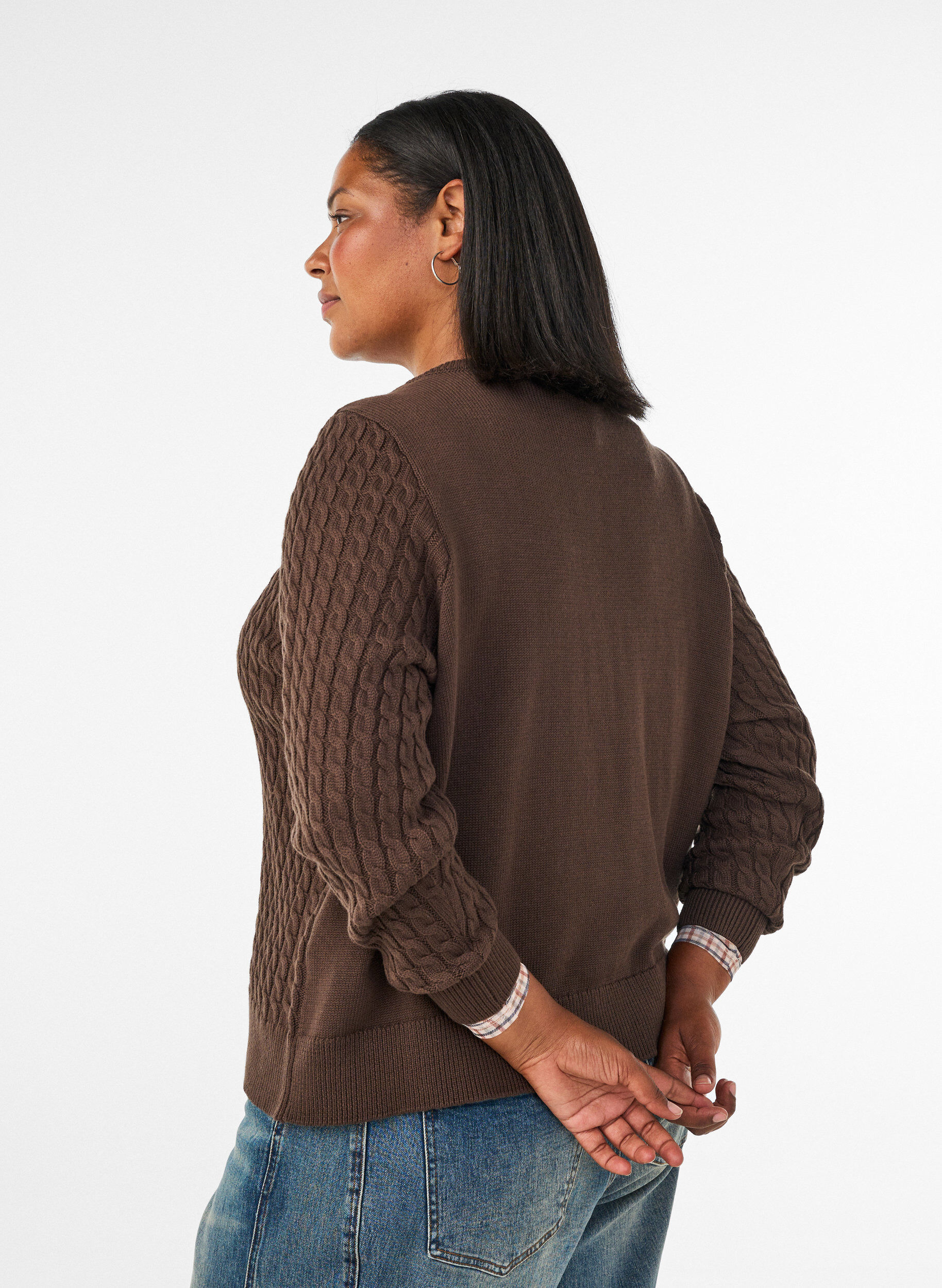 ZizzifashionCable-knit cardigan with golden buttons, Brown, Model image number 2