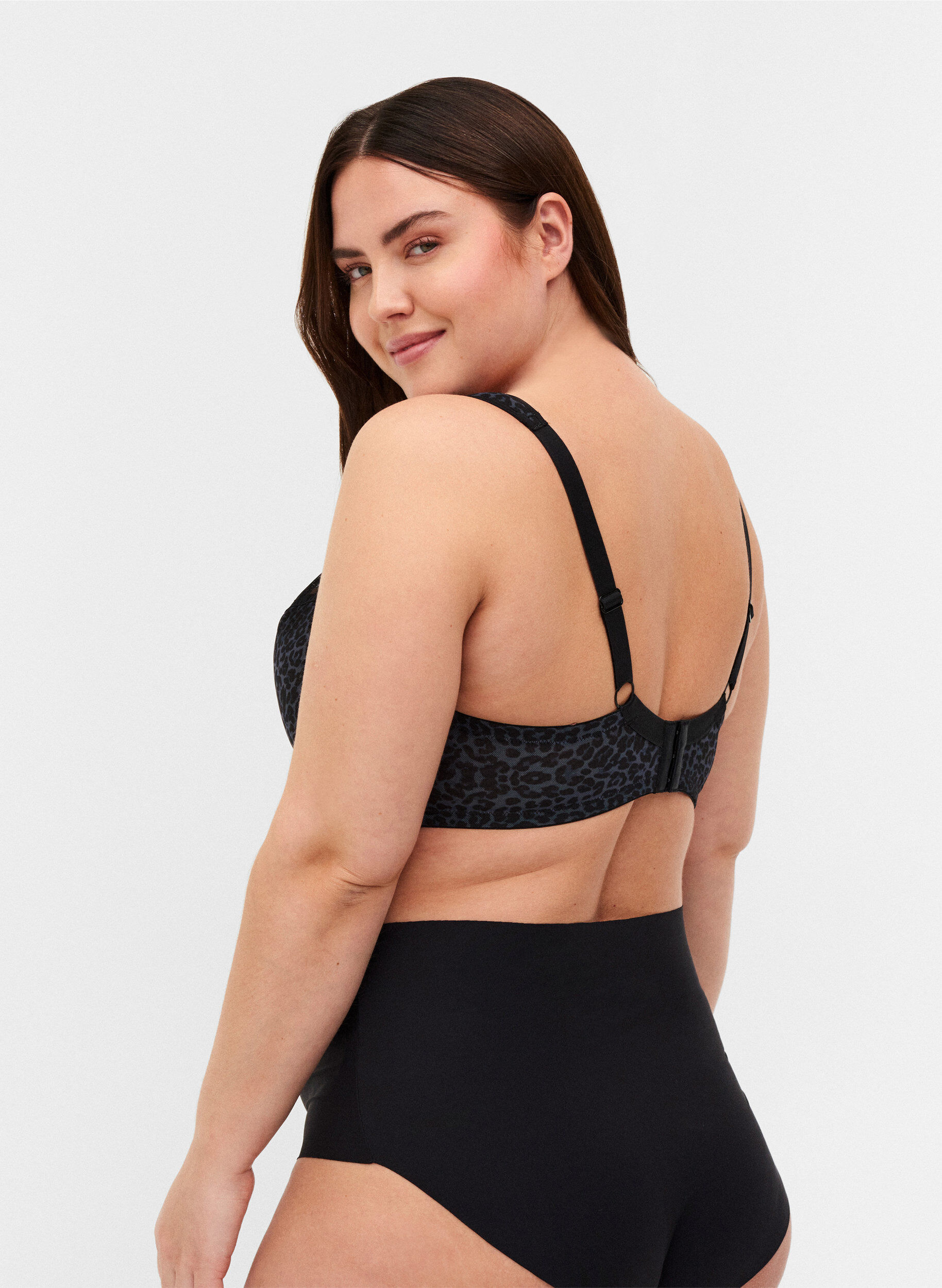 Zizzifashion Bra  with print and mesh, Grey Leopard, Model image number 1