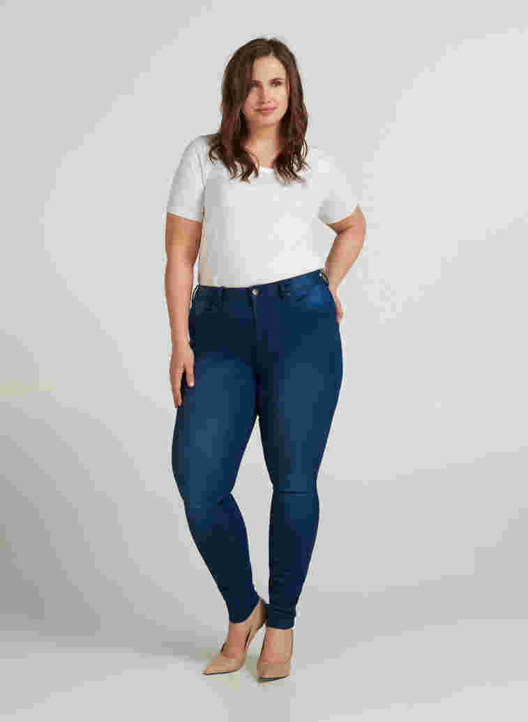 Super slim Amy jeans with high waist, Blue denim, Model image number 5