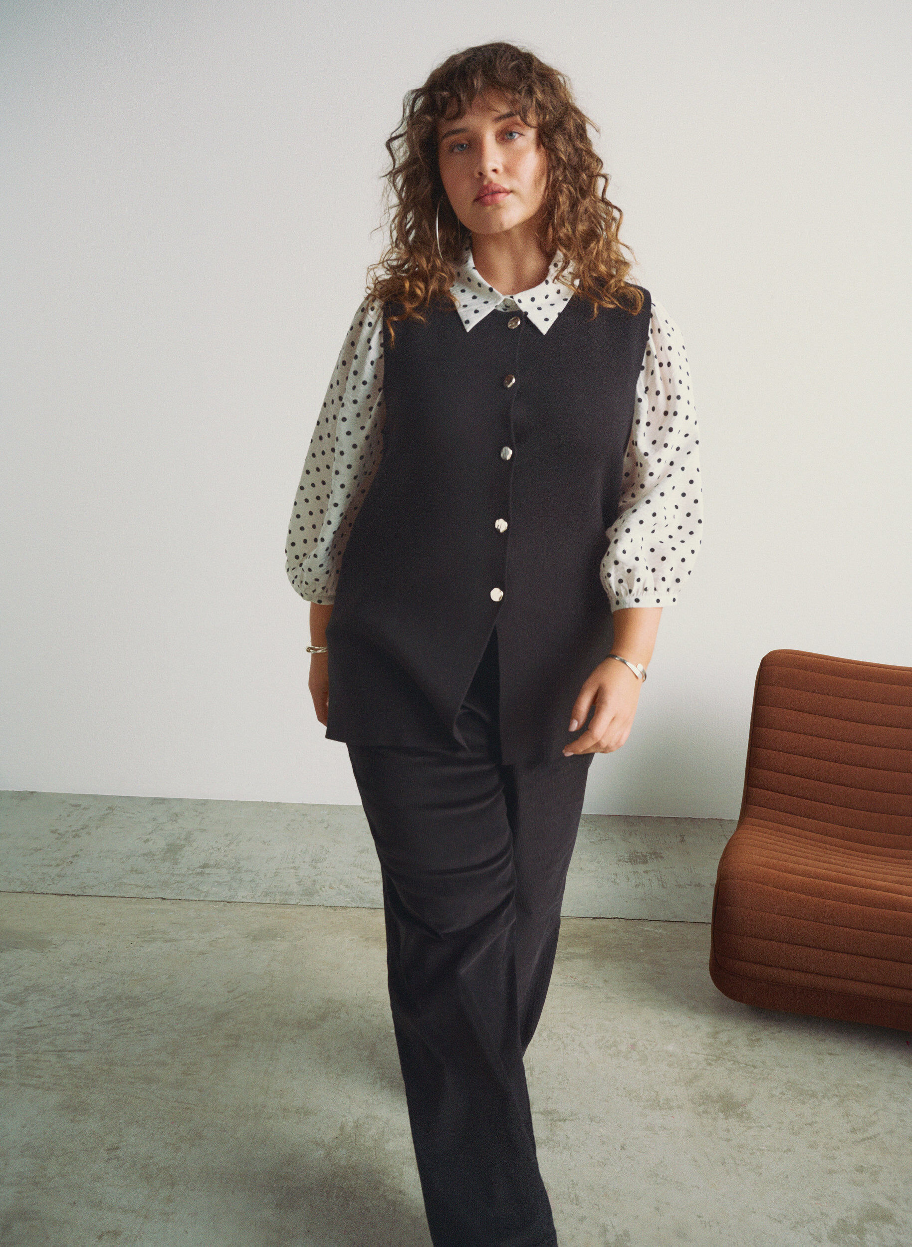 Zizzifashion High-waisted corduroy trousers with wide legs, Black, Image image number 0