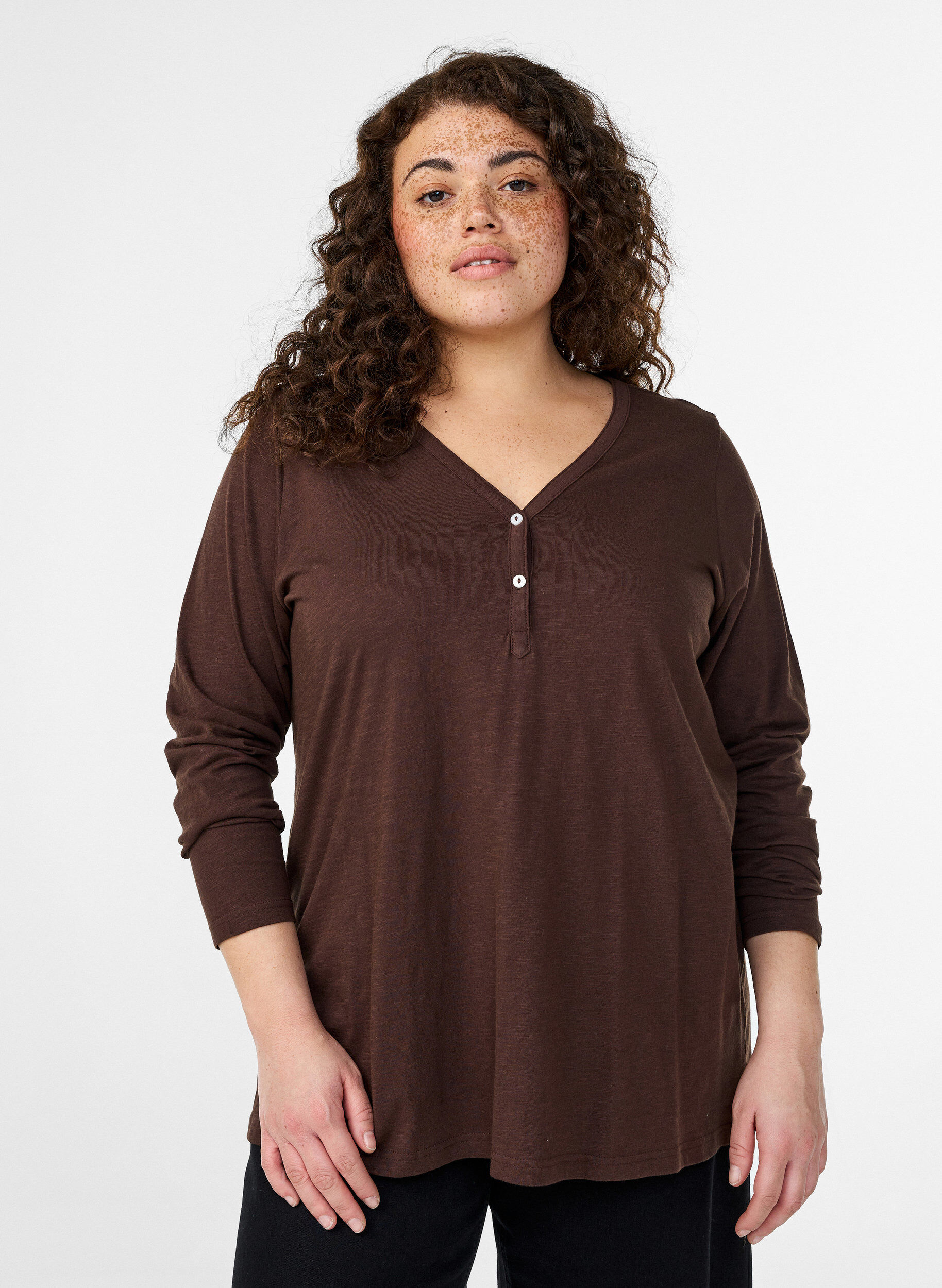 ZizzifashionLong-sleeved t-shirt with V-neck and buttons, Brown, Model image number 0