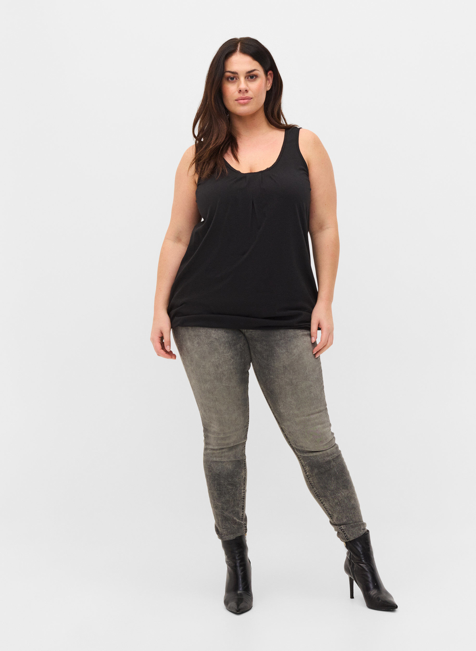 Zizzifashion Cotton top with rounded neckline and lace trim, Black, Model image number 2