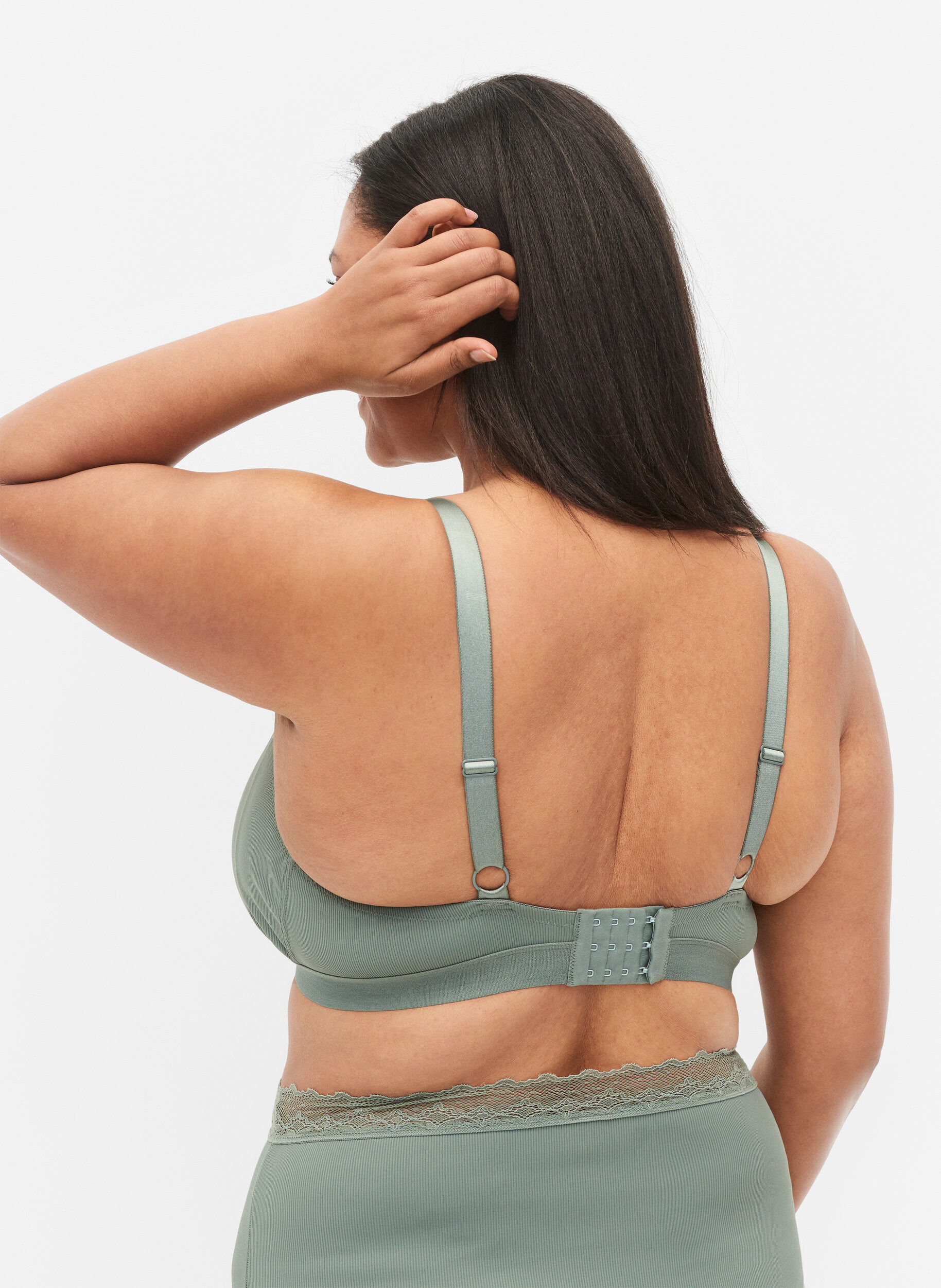 Zizzifashion Ribbed bra with lace, Laurel Wreath Ass, Model image number 1