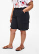 High-waisted Shorts with cargo pockets, Black, Model image number 2