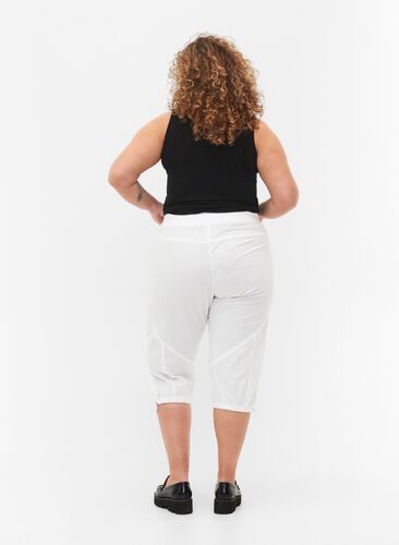 Cotton Capri trousers , Bright White, Model image number 1