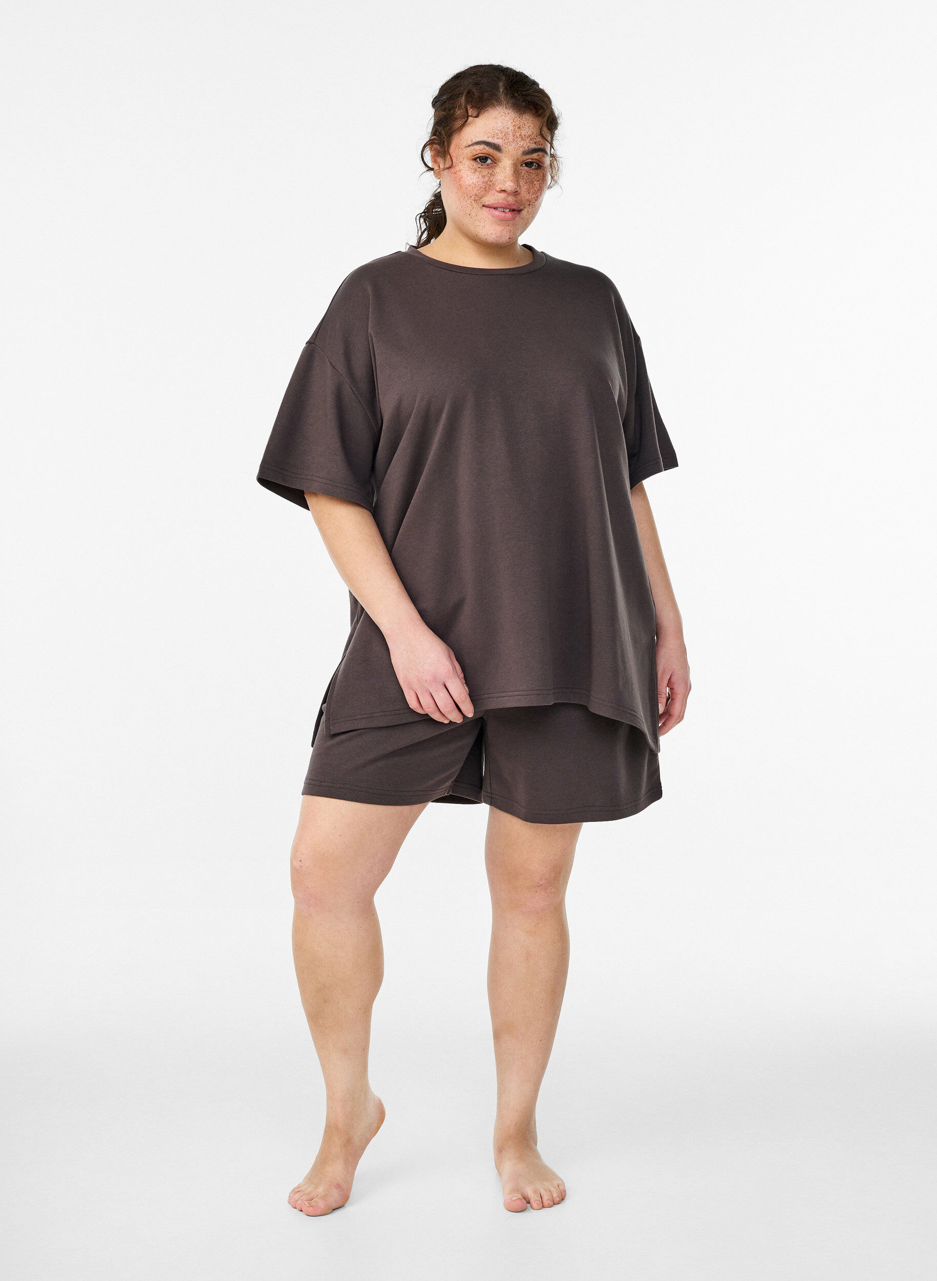 Zizzifashion Oversized sweat T-shirt, Brown, Model image number 1