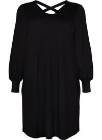 Long-sleeved dress with back detail