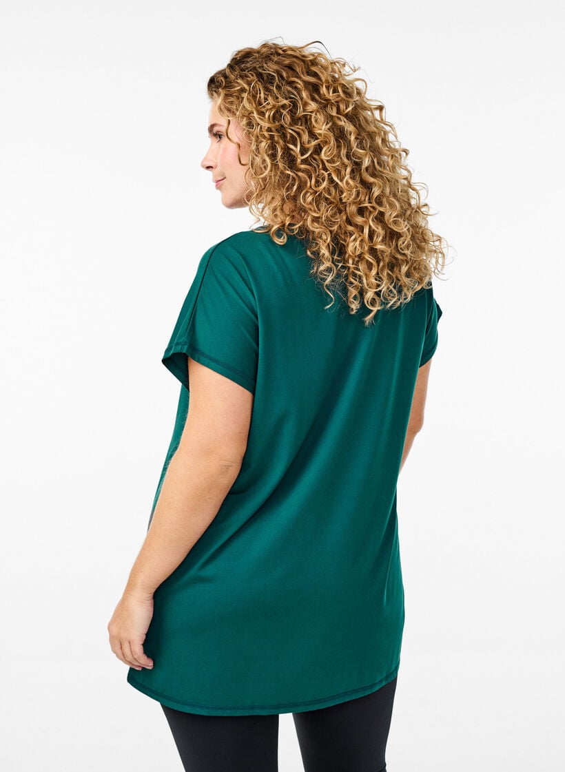 Long workout T-shirt, Green, Model image number 2