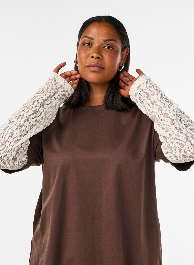 Loose t-shirt with long lace sleeves, Brown, Model image number 3