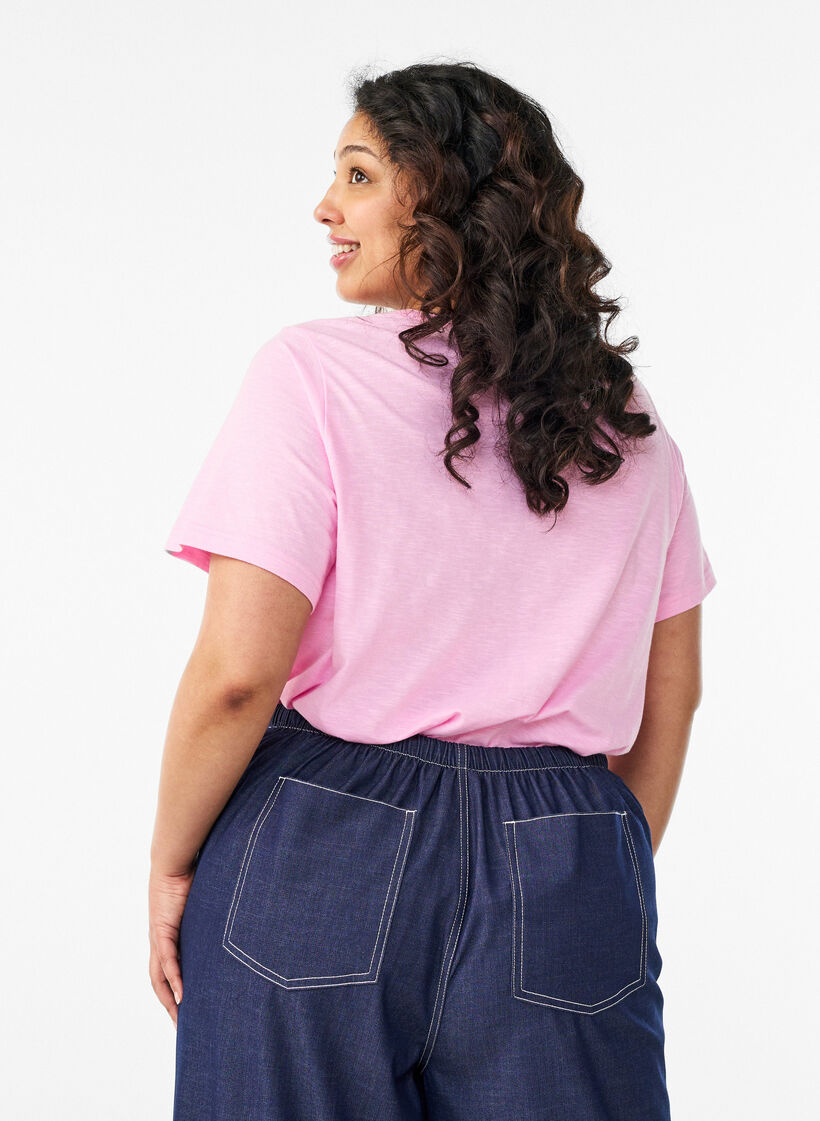 T-shirt with button detail, Pink, Model image number 2