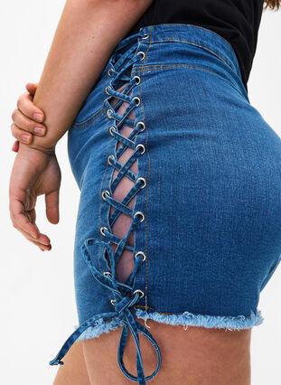 Denim shorts with lace-up details, Blue Denim, Model image number 3
