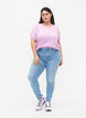 High waisted Amy jeans with super slim fit, Light blue, Model image number 0