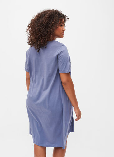 Short sleeved cotton nightdress with print, Grey W. Simplicity, Model image number 1