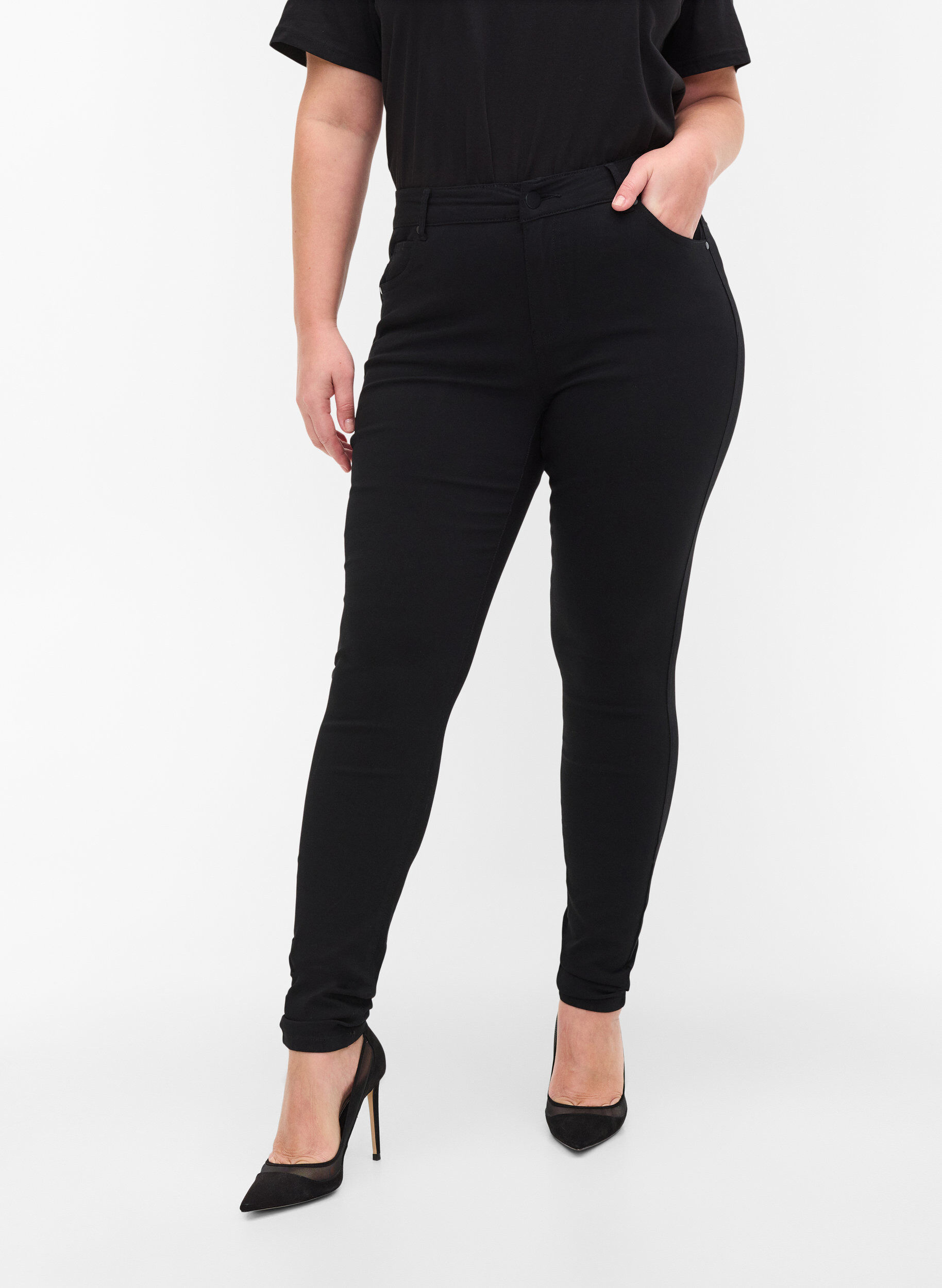 ZizzifashionSlim fit trousers with pockets, Black, Model image number 4