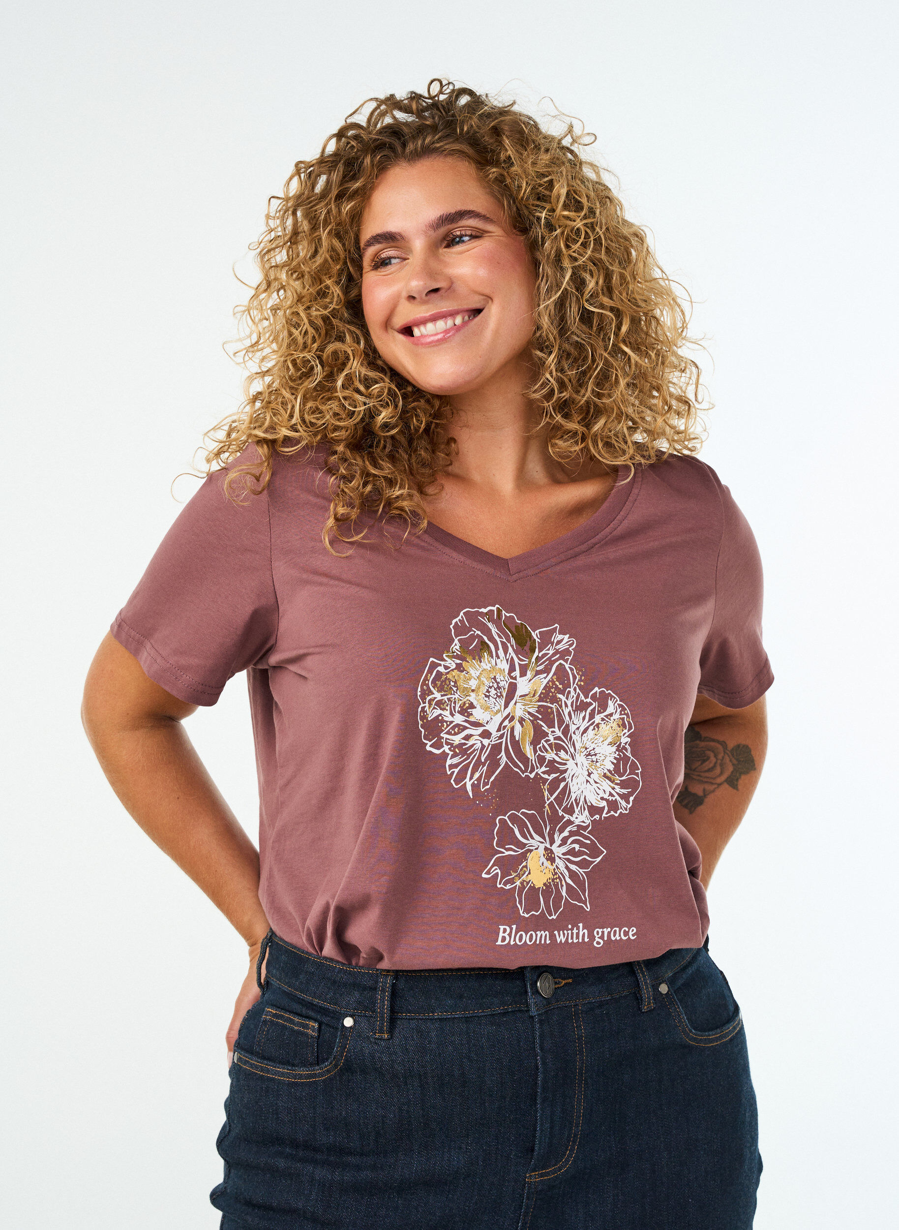 ZizzifashionCotton T-shirt with front print and V-neck, Red, Model image number 0