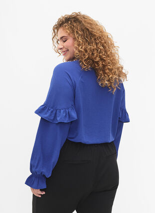 Blouse with ruffles and buttons, Deep Ultramarine, Model image number 1