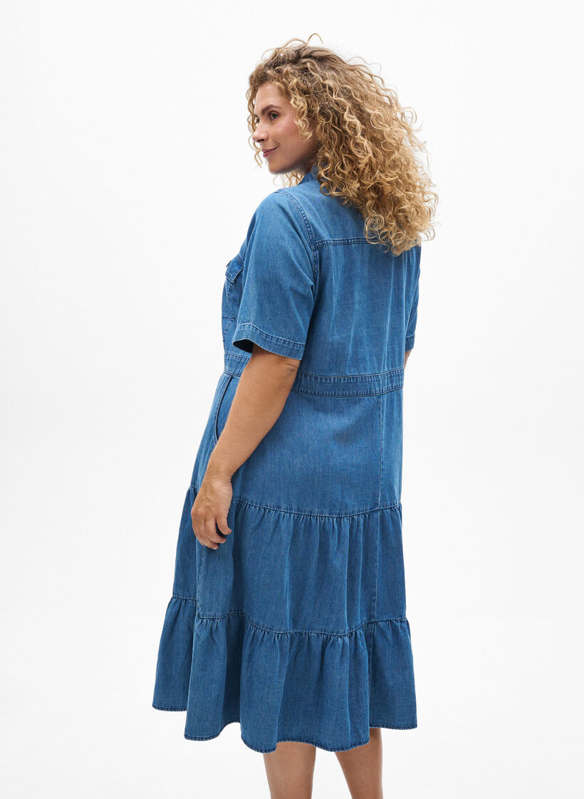 Midi denim dress with buttons and short sleeves, Blue, Model image number 2