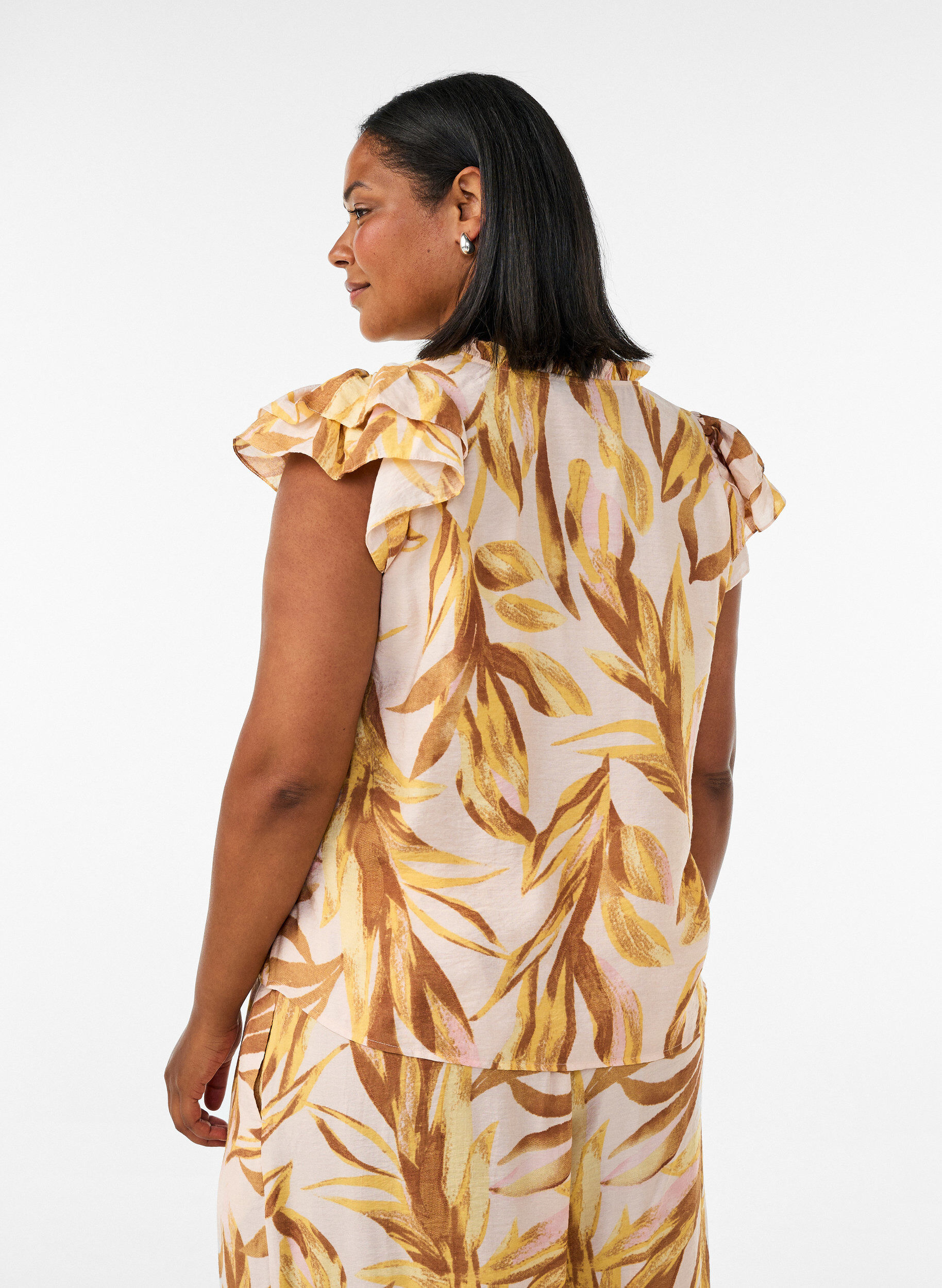 ZizzifashionViscose blouse with leaf print and ruffle details, Yellow, Model image number 2