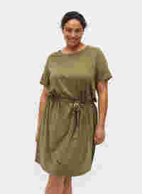Short sleeve dress with waist belt, Dusty Olive, Model