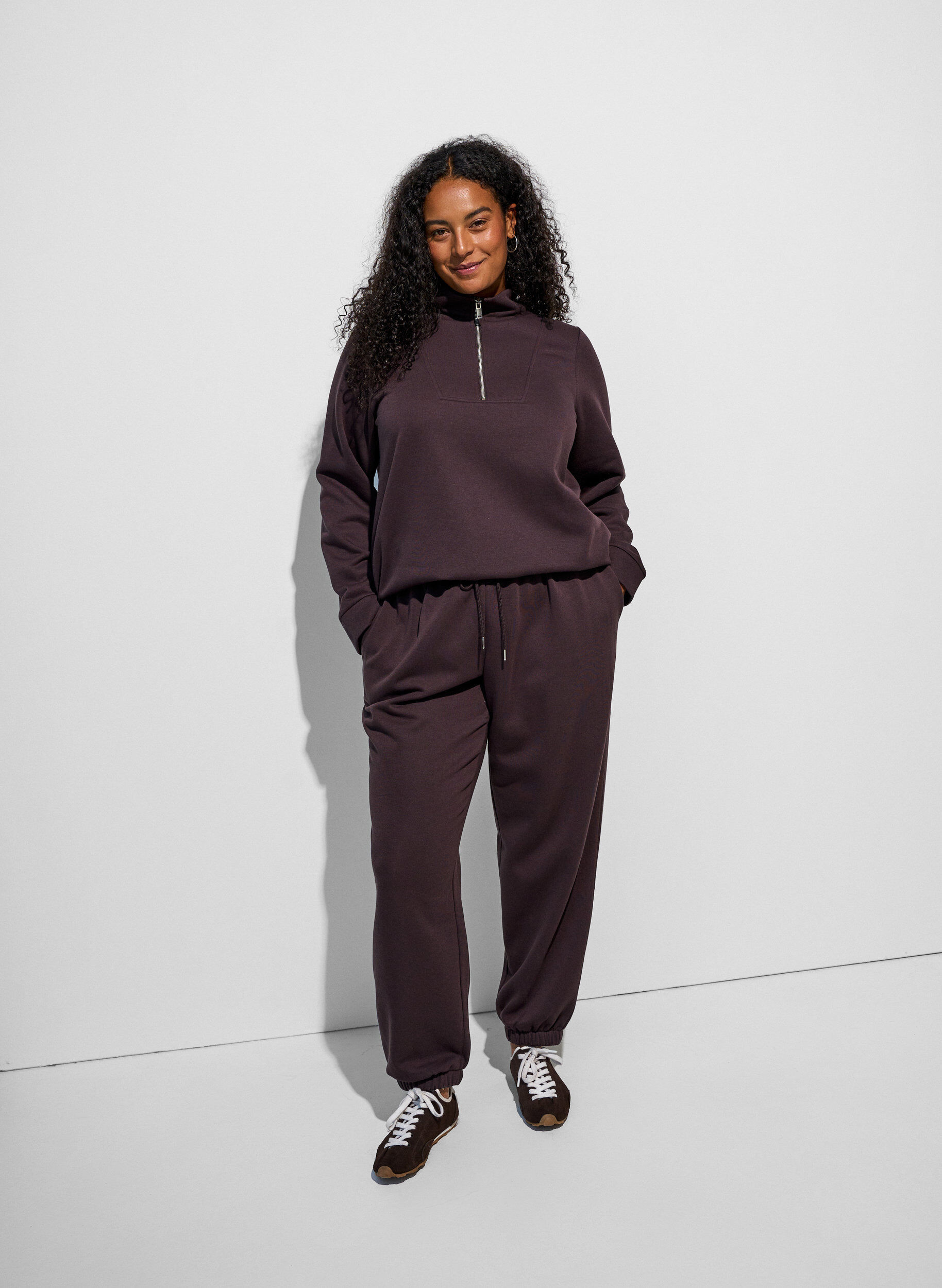 ZizzifashionHigh-waisted sweatpants with drawstring, Brown, Model image number 1