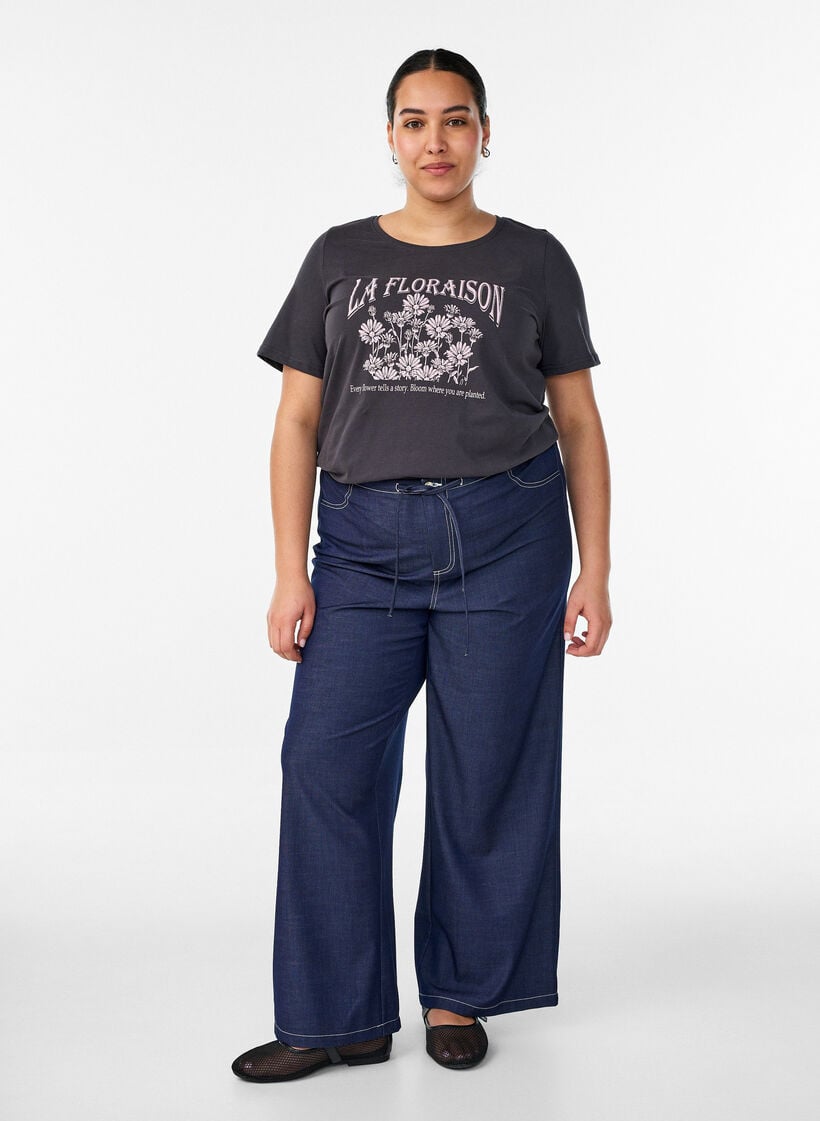 T-shirt with motif, Grey, Model image number 1