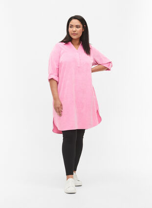 Velvet dress with 3/4-length sleeves and buttons, Begonia Pink, Model image number 2