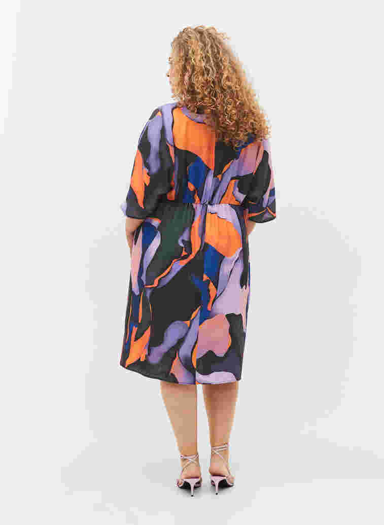Midi dress with v-neck in coloured print, Big Scale Print, Model image number 1