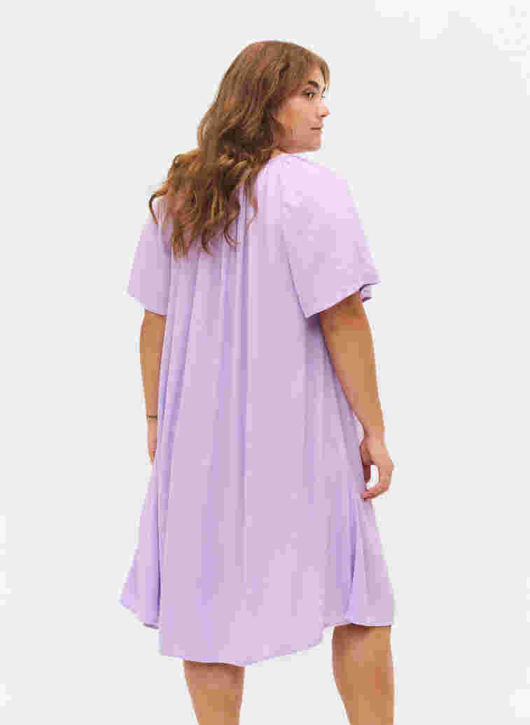 Short-sleeved viscose dress, Lavendula, Model