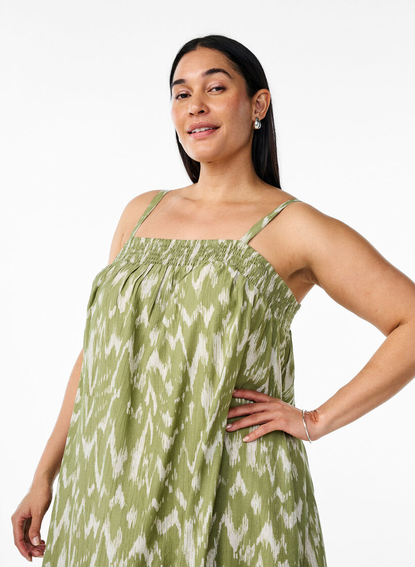 Short viscose dress with spaghetti straps, Green, Model image number 2